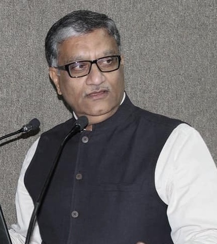 Dhiren Manharlal Tharnari