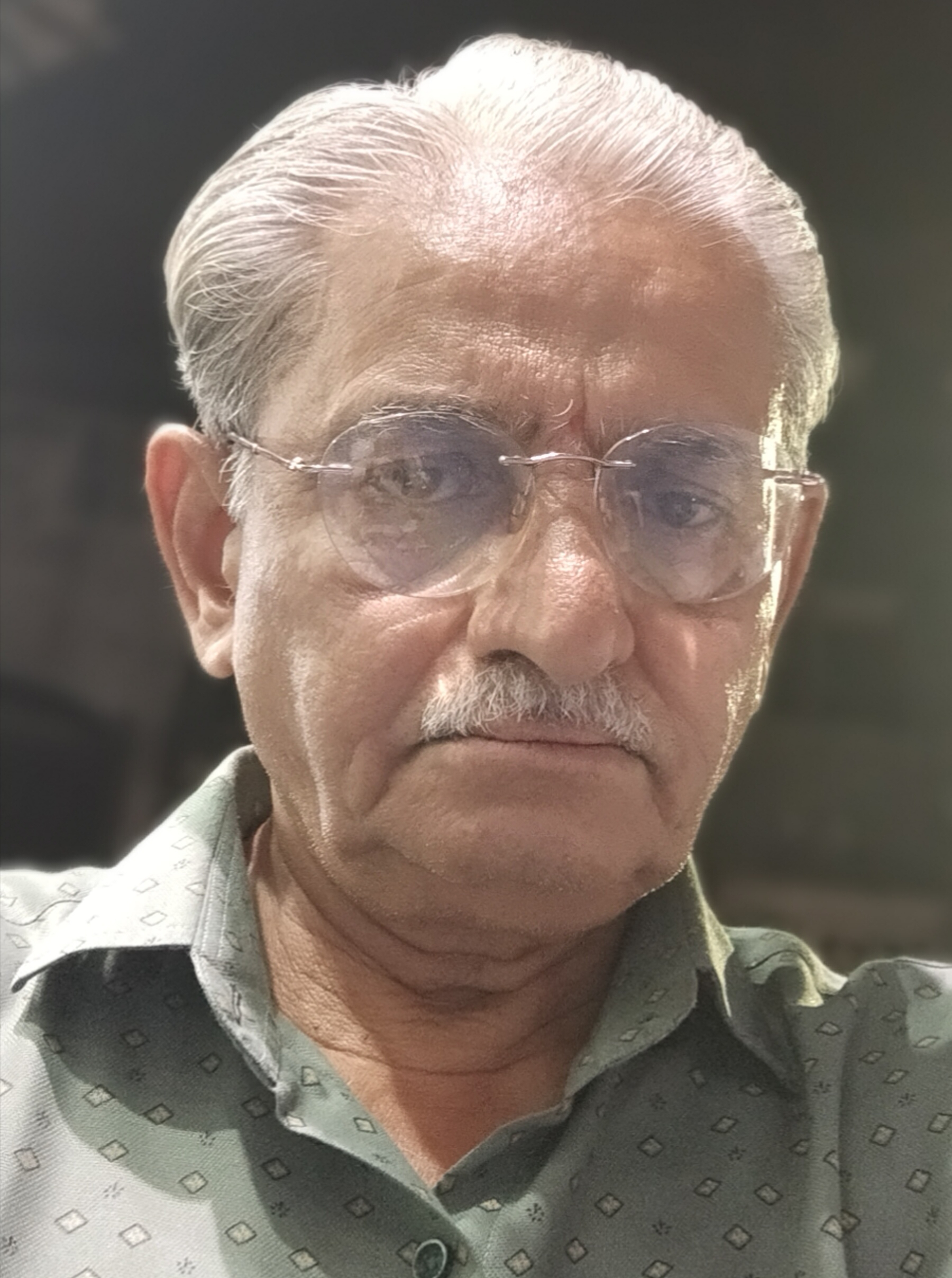 NITINBHAI SHASHIKANTBHAI ZAVERI
